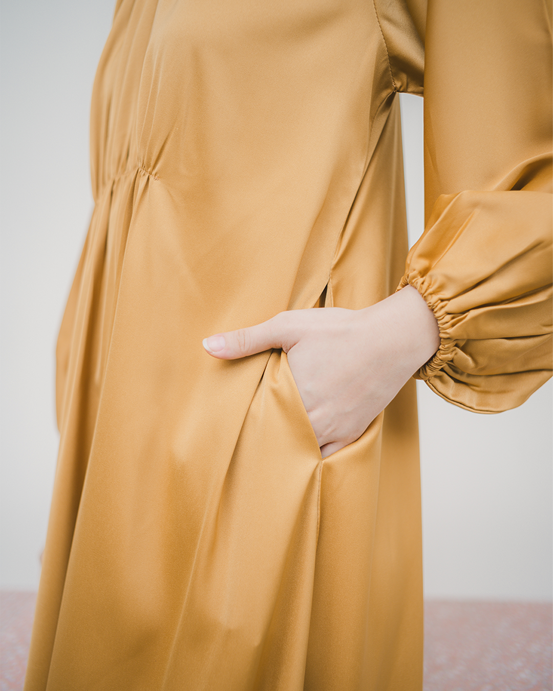 Dreamfit Dress - Gold