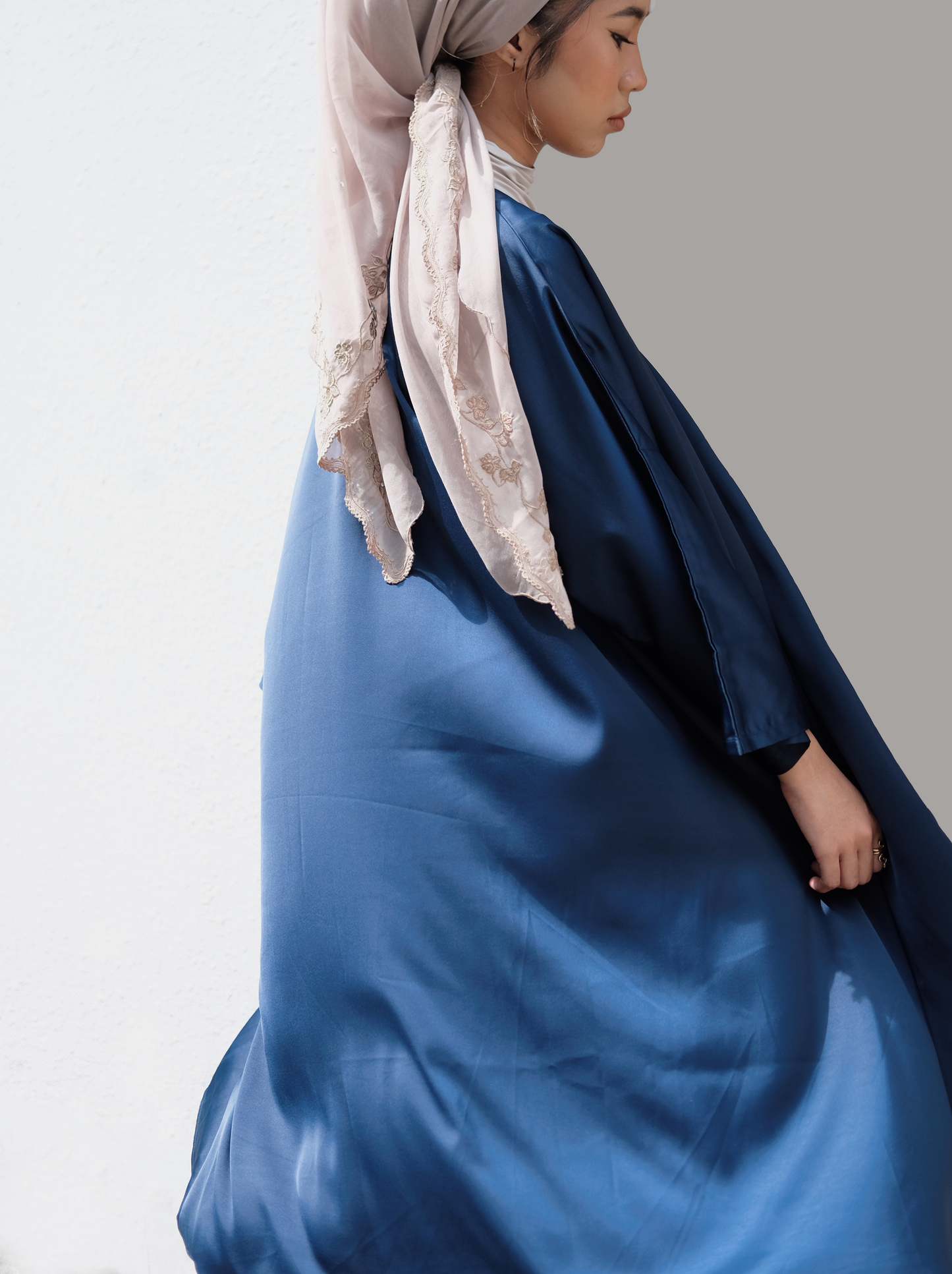 Gloriosa Satin Set - Sapphire