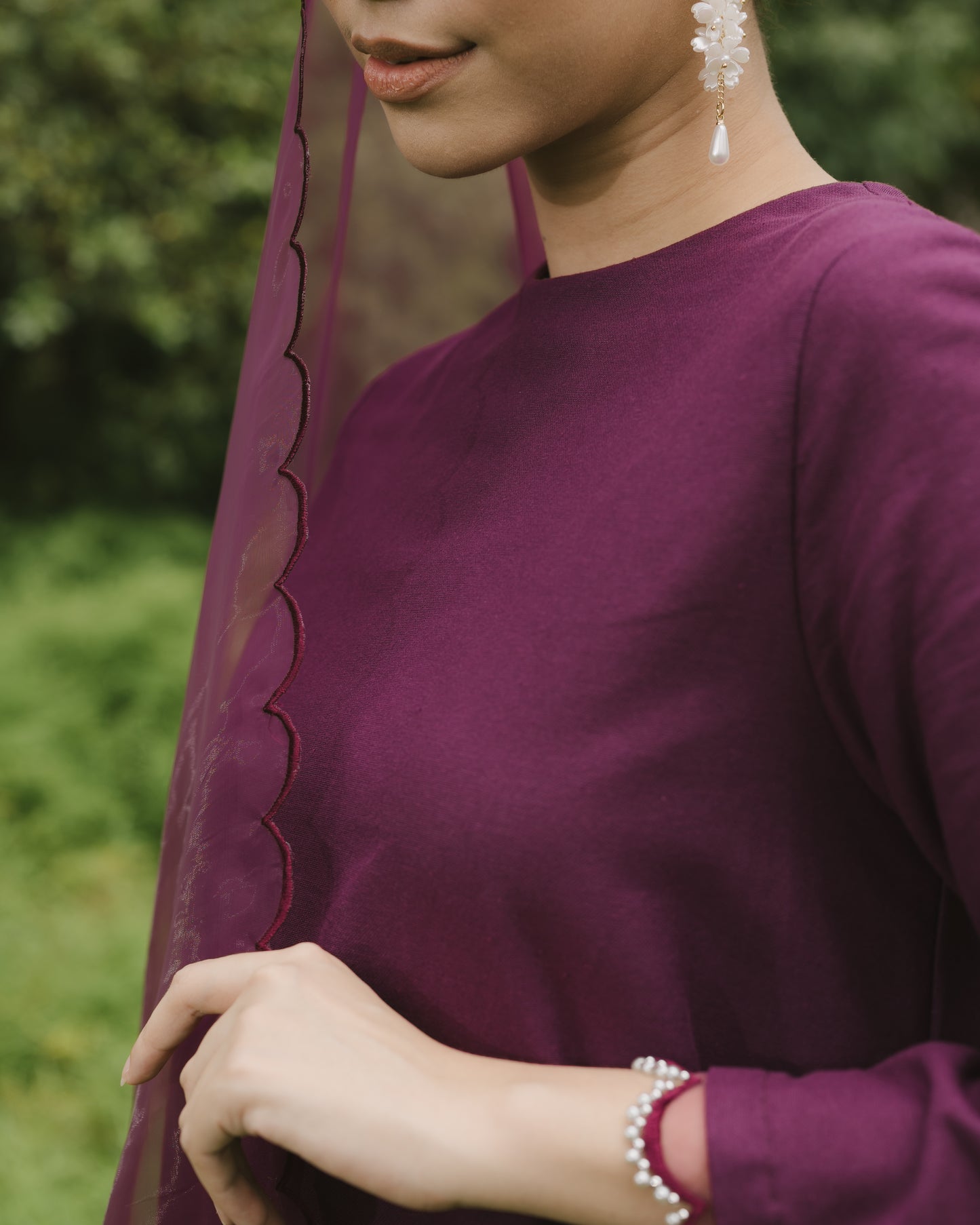 Lisa Scallop Kurung in Mulberry