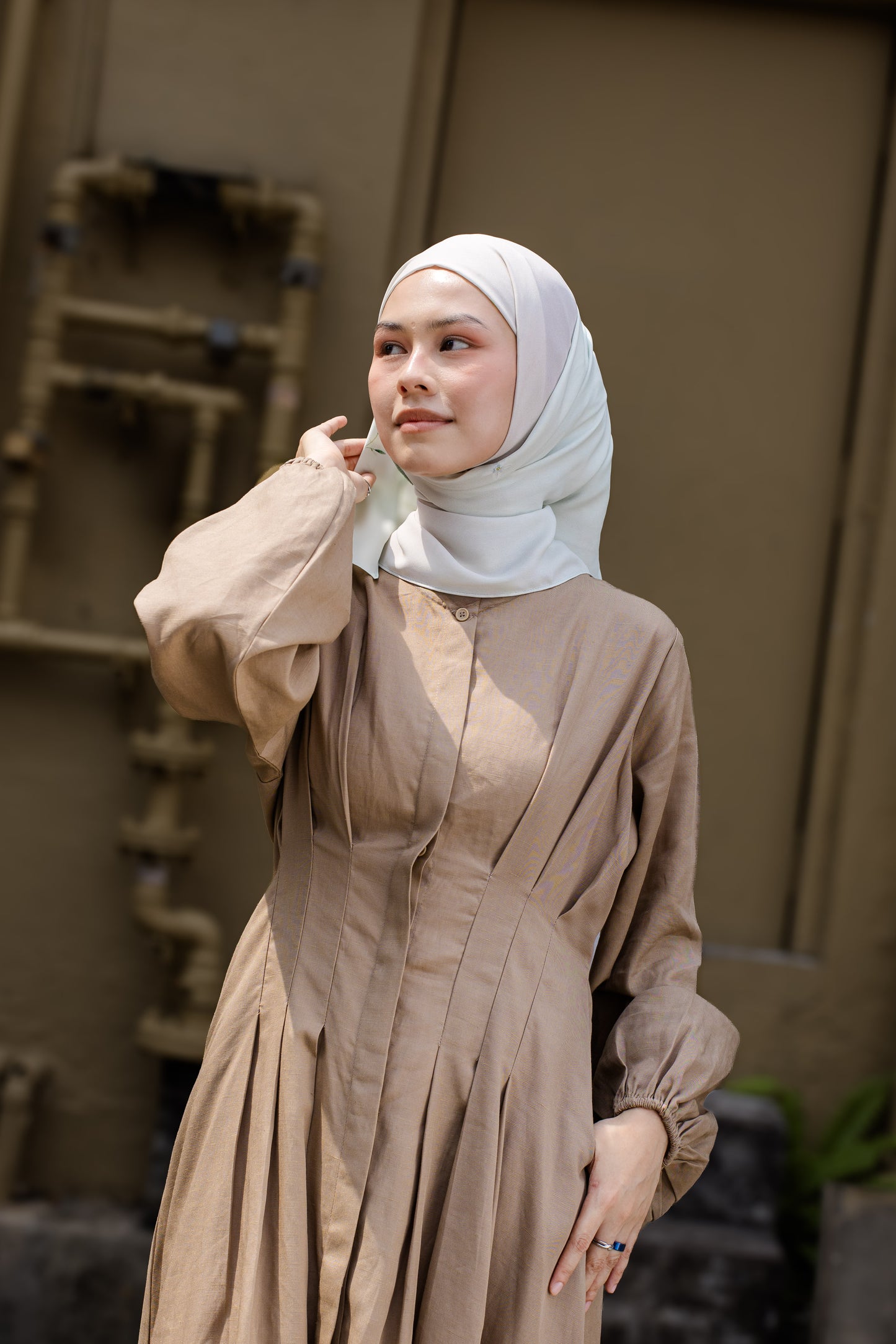 Serein Waisted Dress - Sand