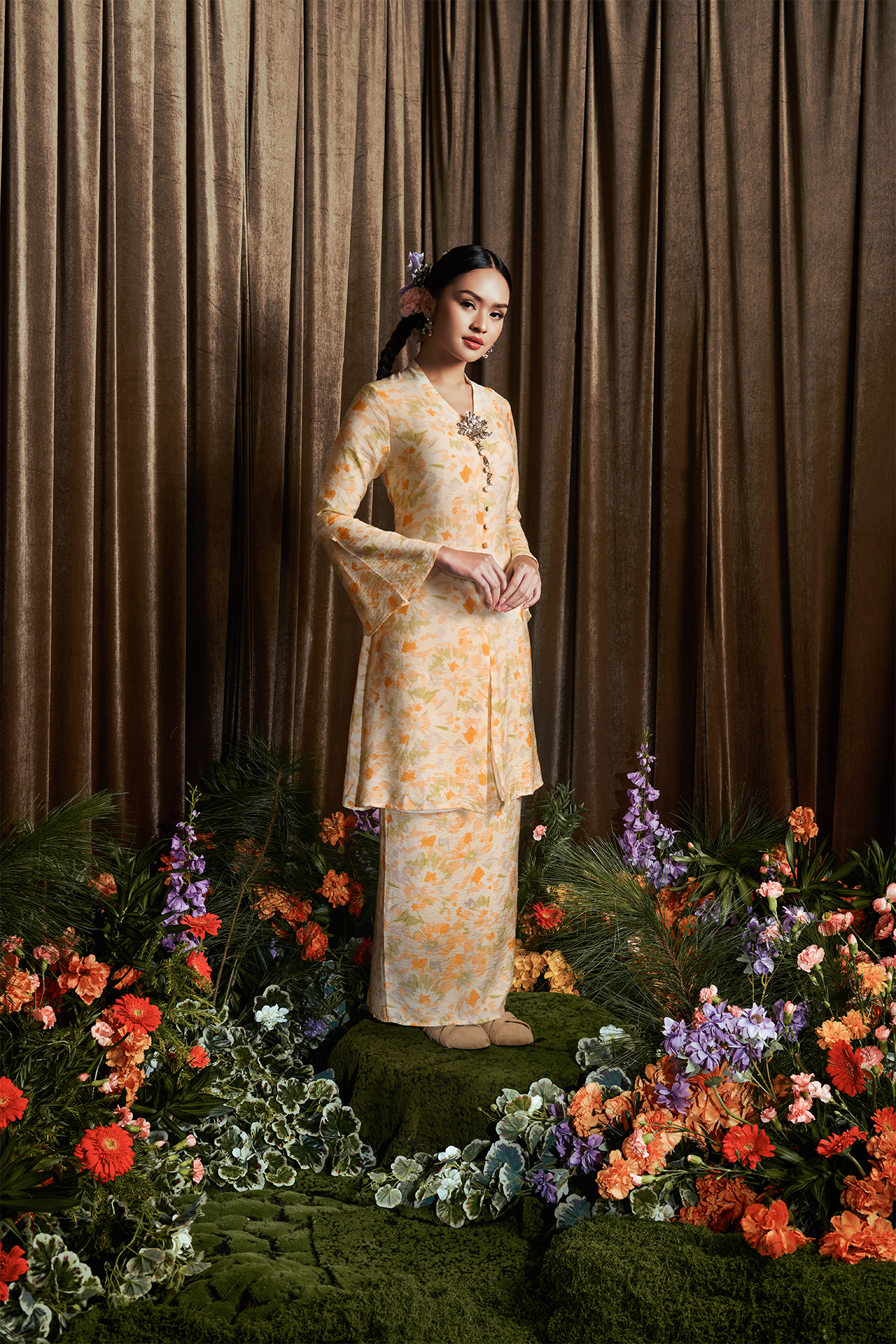 Sunset Dahlia Kebaya - Women