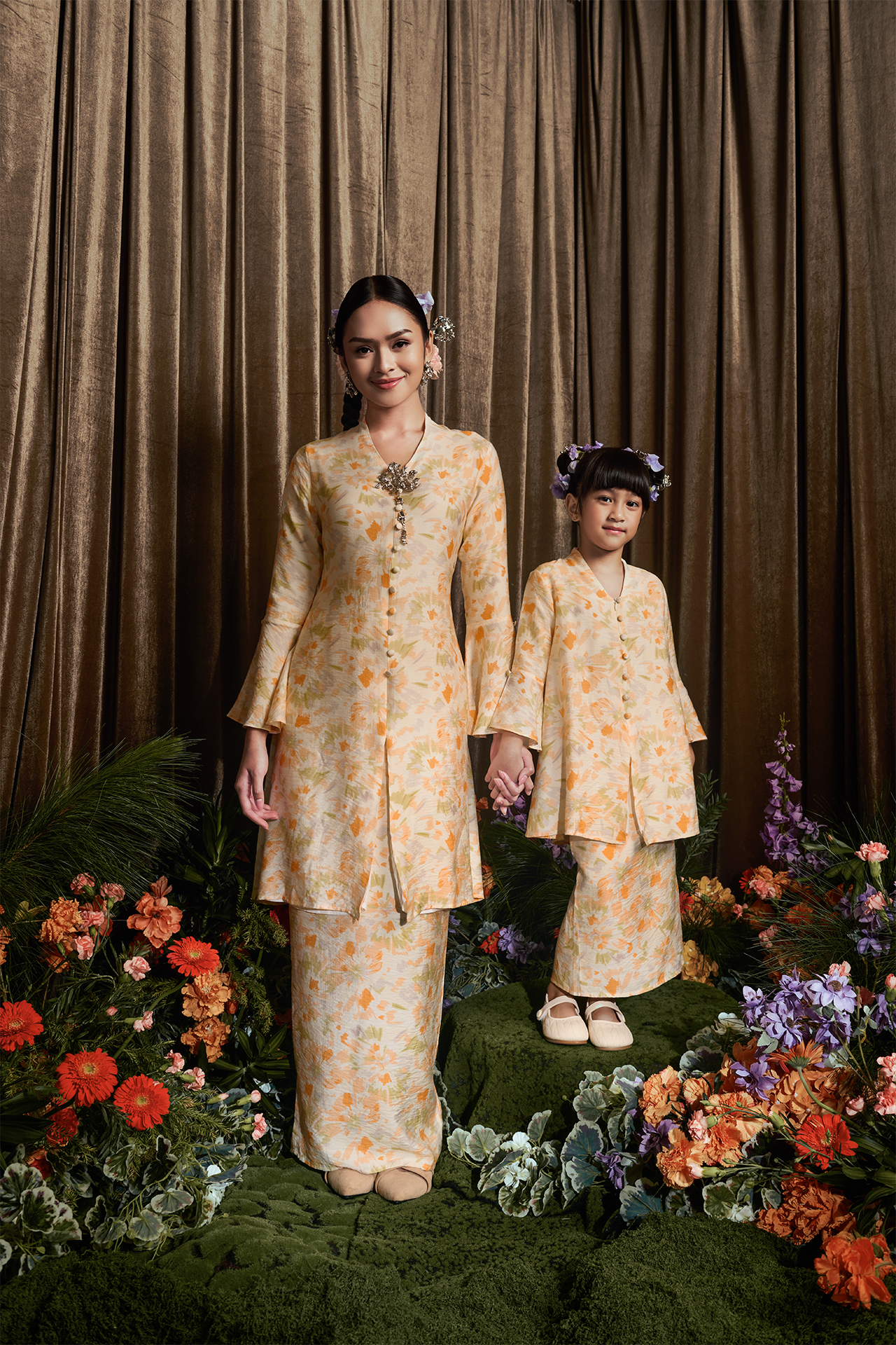 Sunset Dahlia Kebaya - Women