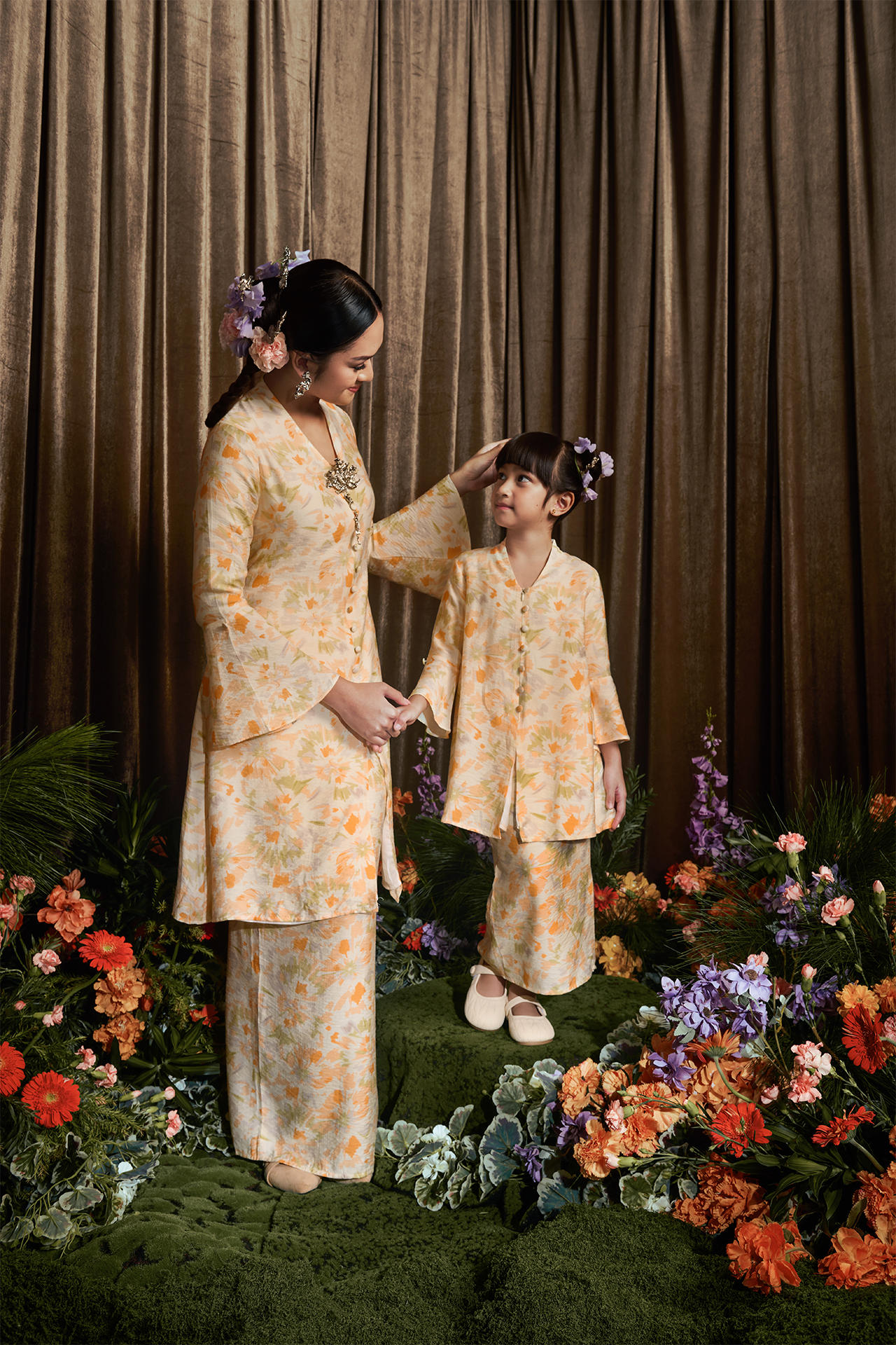 Sunset Dahlia Kebaya - Women